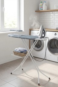 Szara deska do prasowania z gniazdkiem C9-P30