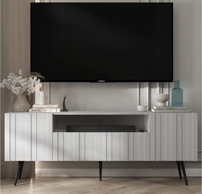 Szafka RTV z 3 drzwiami i wnęką – korpus biały mat, frezowane fronty biały mat – 150 cm, czarne nóżki