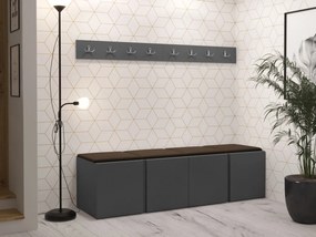 Garderoba Tavasz VII