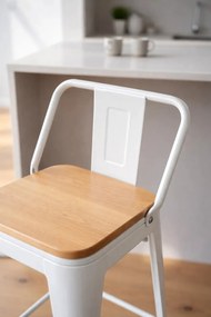 Stoek Torix z oparciem z naturalnego drewna