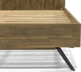 Loftowe łóżko drewniane z wysokim zagłówkiem Massa K01 180 cm