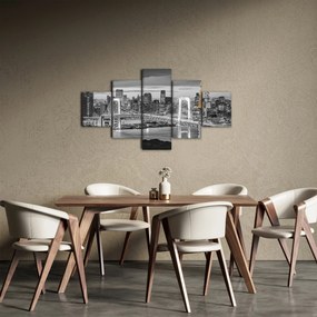 Obraz - Duże miasto z żółtą wieżą (125x70 cm)