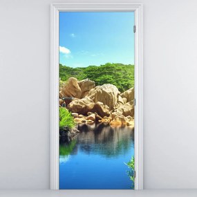 Fototapeta na drzwi - Jezioro w dżungli Seszeli (95x205cm)