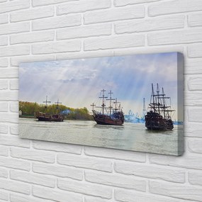 Obraz drukowany na płótnie Statki pod Błękitnym Niebem