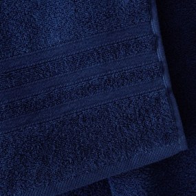 Ciemnoniebieskie bawełniane ręczniki kąpielowe frotte zestaw 2 szt. 90x140 cm Zero Twist – Catherine Lansfield