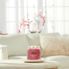 Yankee Candle świeczka zapachowa Signature w szkle średnia Black Cherry, 368 g, M