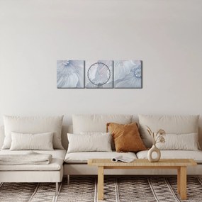 Obraz - Niebieskie kwiaty na ścianie (z zegarem) (90x30 cm)