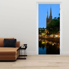 Fototapeta na drzwi - Historyczne miasto nocą (95x205cm)