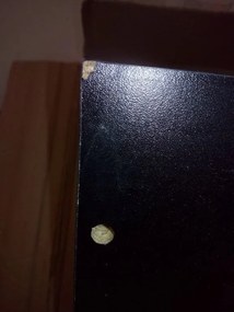 PROMOCJA Wisząca szafka TV MEORATI 150x40 cm, czarna/dąb artisan II. gatunek