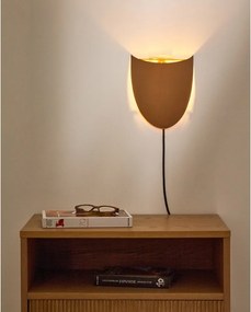 Kinkiet do kontaktu w kolorze terakoty Nibla – Kave Home