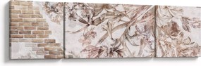 Obraz - Kwiatowy fresk na ceglanej ścianie (170x50 cm)