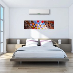 Obraz kolorowych parasoli (170x50 cm)