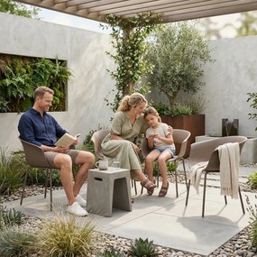 Outsunny Fotele ogrodowe 4 sztuki ergonomiczne z wycięciami podłokietniki odporne na warunki atmosferyczne kawowe | Aosom PL