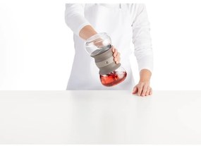 Jasnobrązowy szklany dzbanek do herbaty z sitkiem 500 ml – Lékué