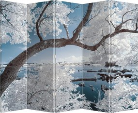 Parawan - Ośnieżone drzewo nad wodą (210x170 cm)