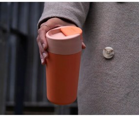 Pomarańczowy kubek podróżny 450 ml Sipp – Joseph Joseph