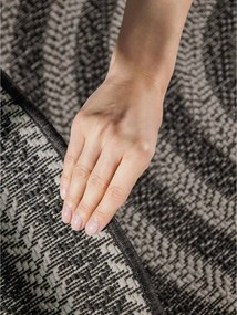 Czarny/kremowy dywan odpowiedni na zewnątrz 160x230 cm Haringey Woodfield – Ted Baker