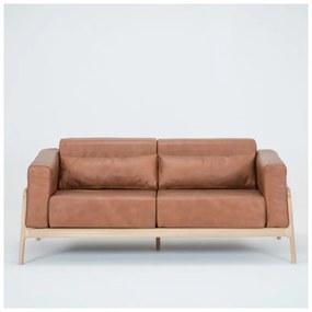 Karmelowa sofa z bawolej skóry z konstrukcją z litego drewna dębowego Gazzda Fawn, 180 cm