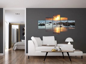 Obraz - Skąpane w słońcu morze (125x70 cm)