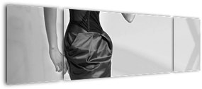 Obraz - Kobieta w krótkiej sukience (170x50 cm)