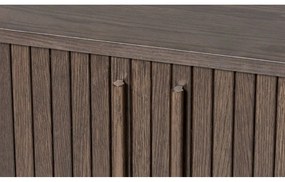 Brązowa komoda w dekorze dębu z drzwiami przesuwnymi 140x76x45 cm Meta – Unique Furniture